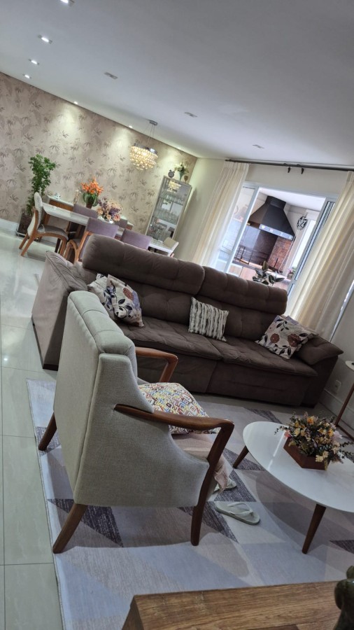 Apartamento, 3 quartos, 133 m² - Foto 1